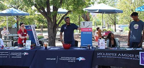 Picture of Students at the CBUS welcome week.